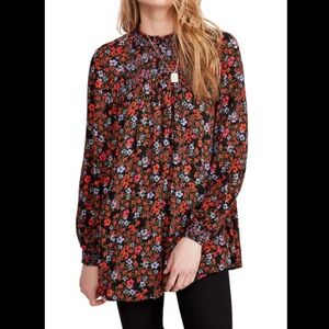 NWOT Free People Flowers in her hair Black and Red Floral Tunic